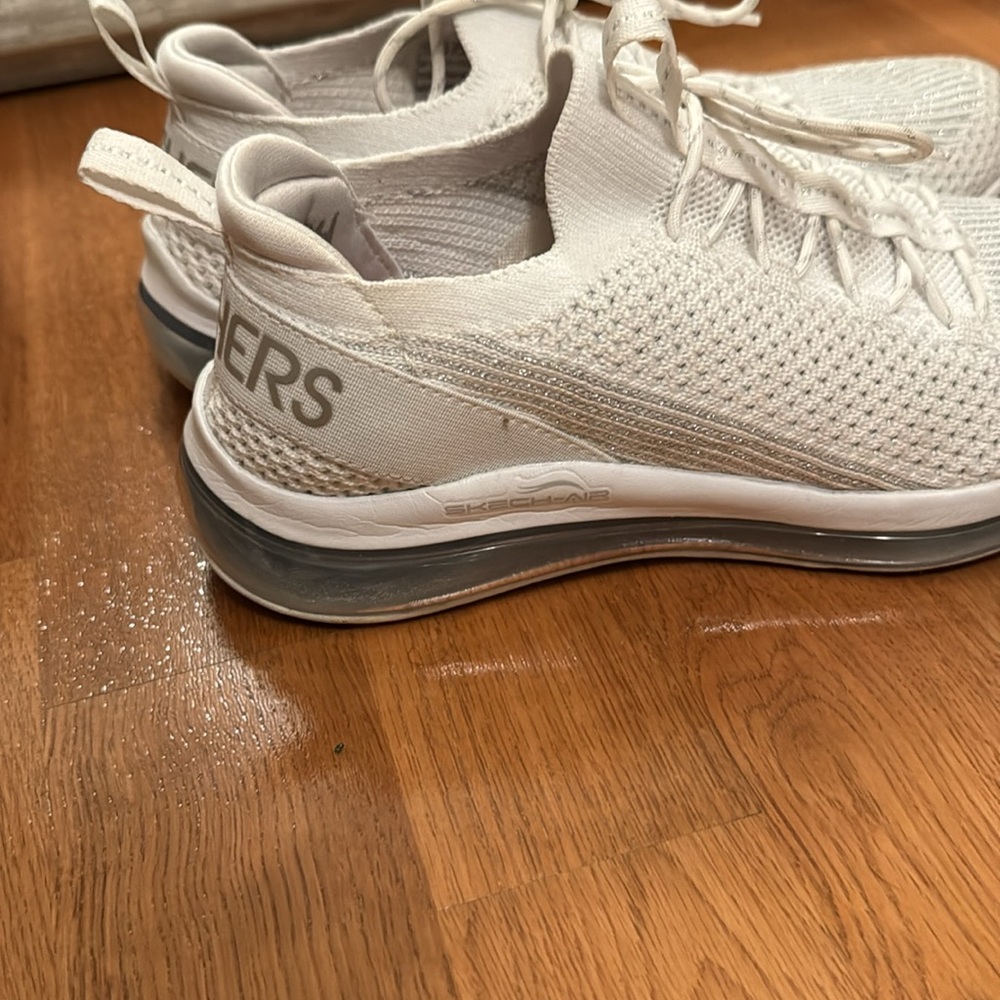 Sketchers air-cooled memory foam white sneakers